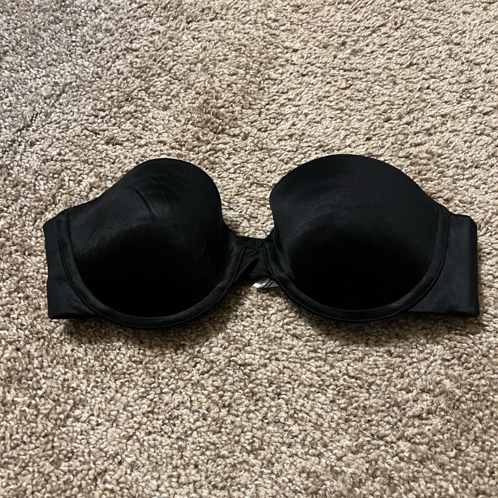 Strapless bra